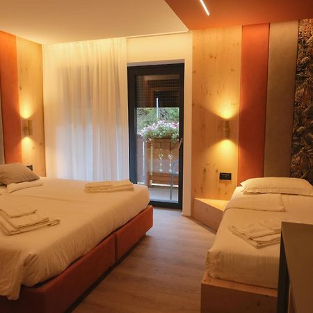 Flos Hotel Moena Extérieur photo