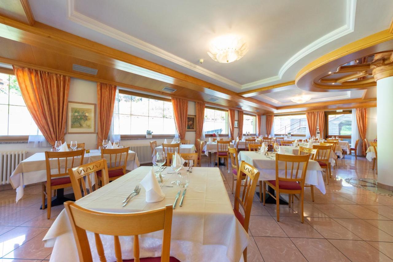 Flos Hotel Moena Extérieur photo