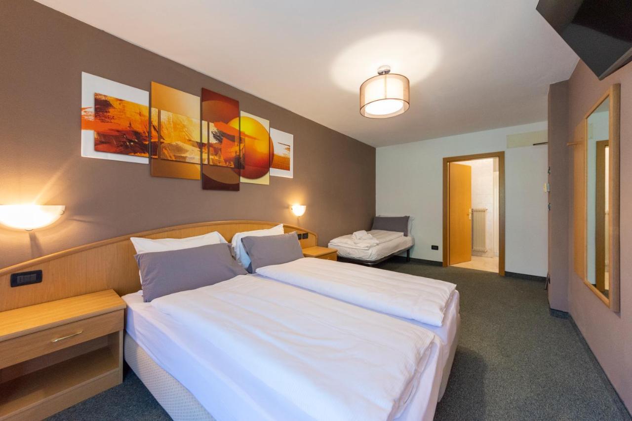 Flos Hotel Moena Extérieur photo
